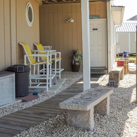 Sneads Ferry Vacation Rental Studio With Water Views Kültér fotó